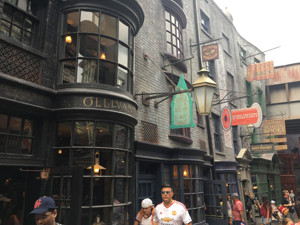 Wizarding World of Harry Potter - 25 tips, tricks and secrets to