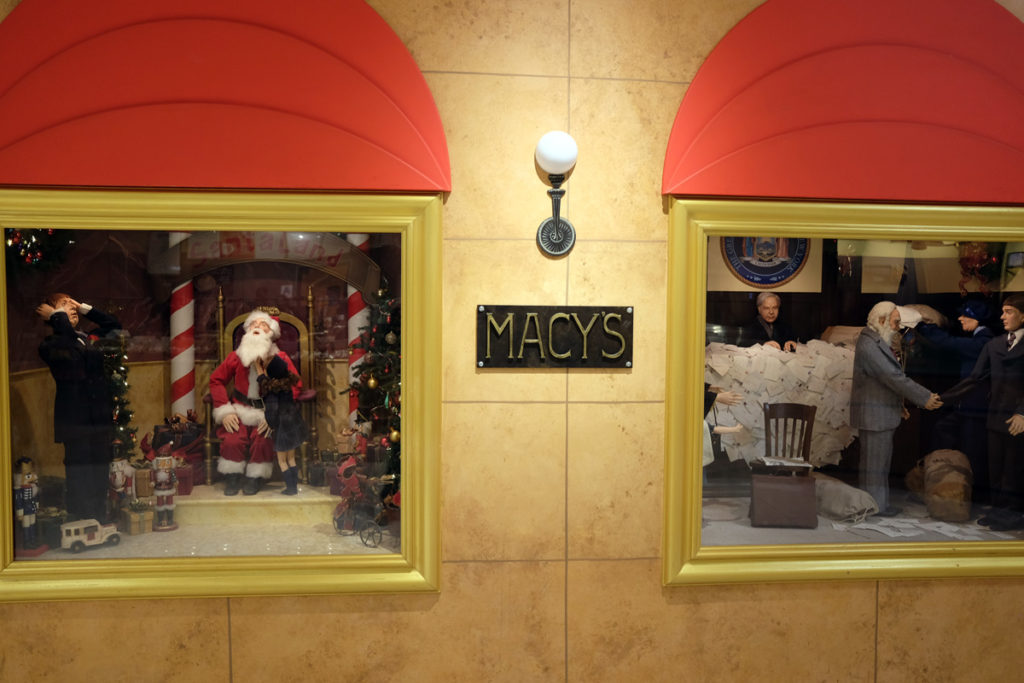 ▷ Christmas at Macy's 2023  Your Guide to Macy's Santaland