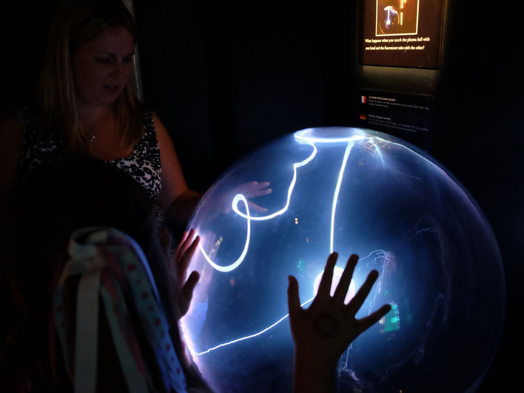 Review - Camera Obscura World of Illusions Edinburgh – You need to ...