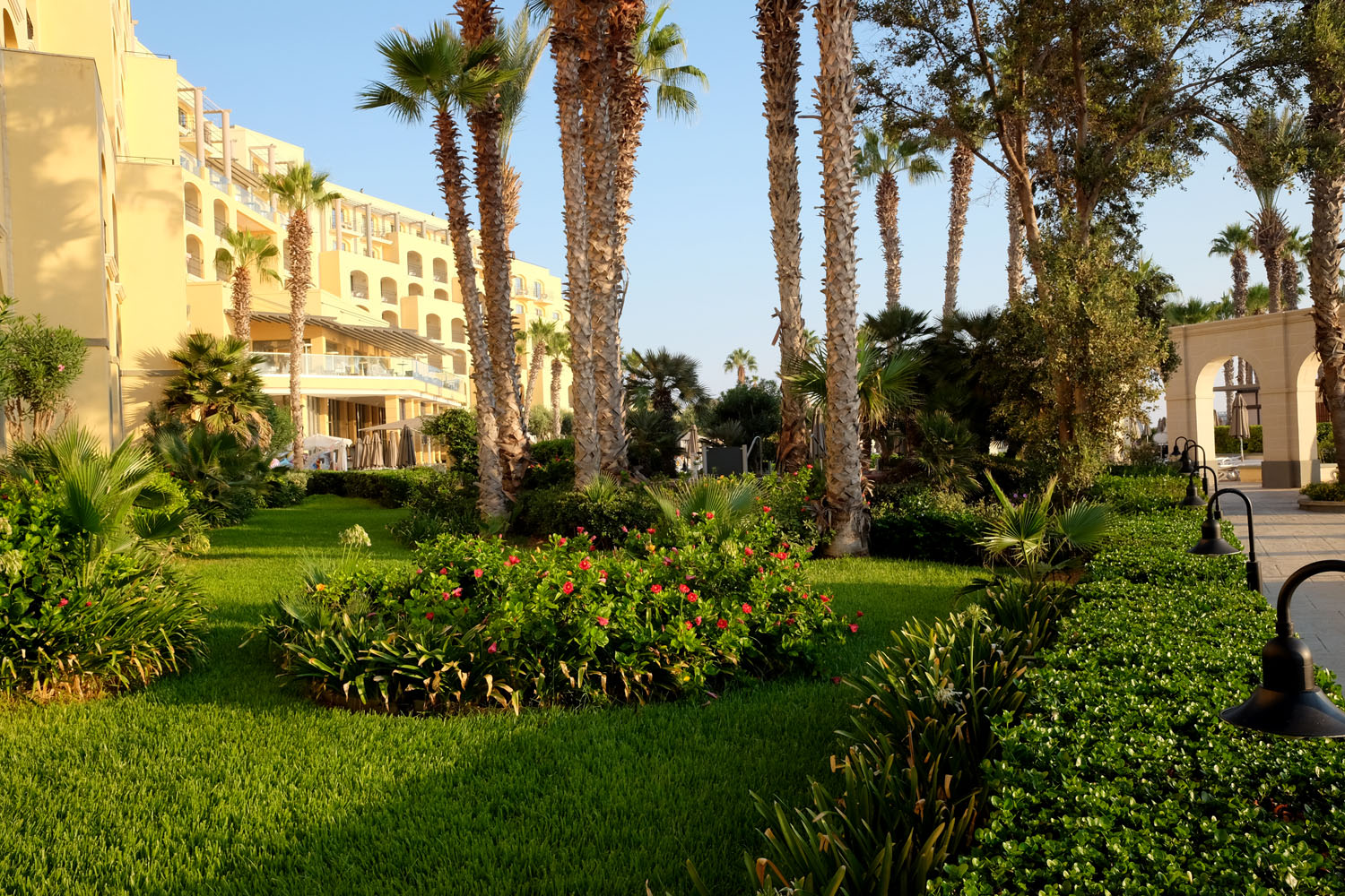 Hilton Malta Review - Malta's 5 star hotel for families – You need to ...